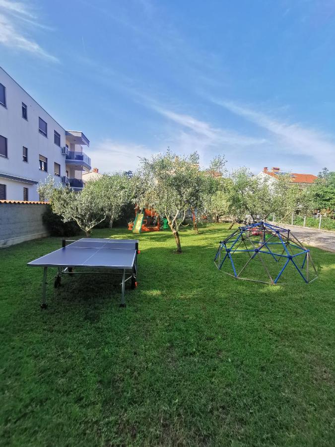 Apartmani Viktorija Fažana Eksteriør billede