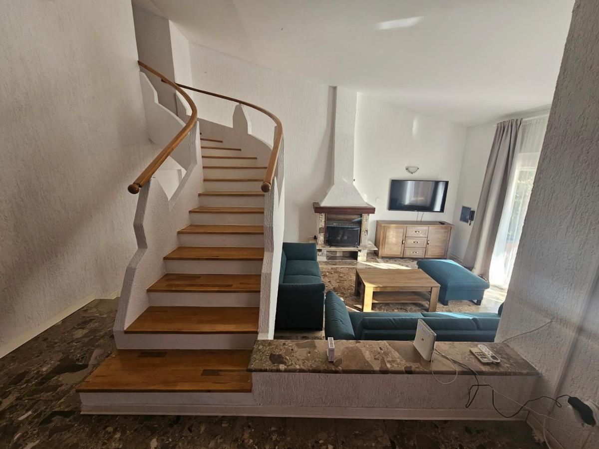 Apartmani Viktorija Fažana Eksteriør billede
