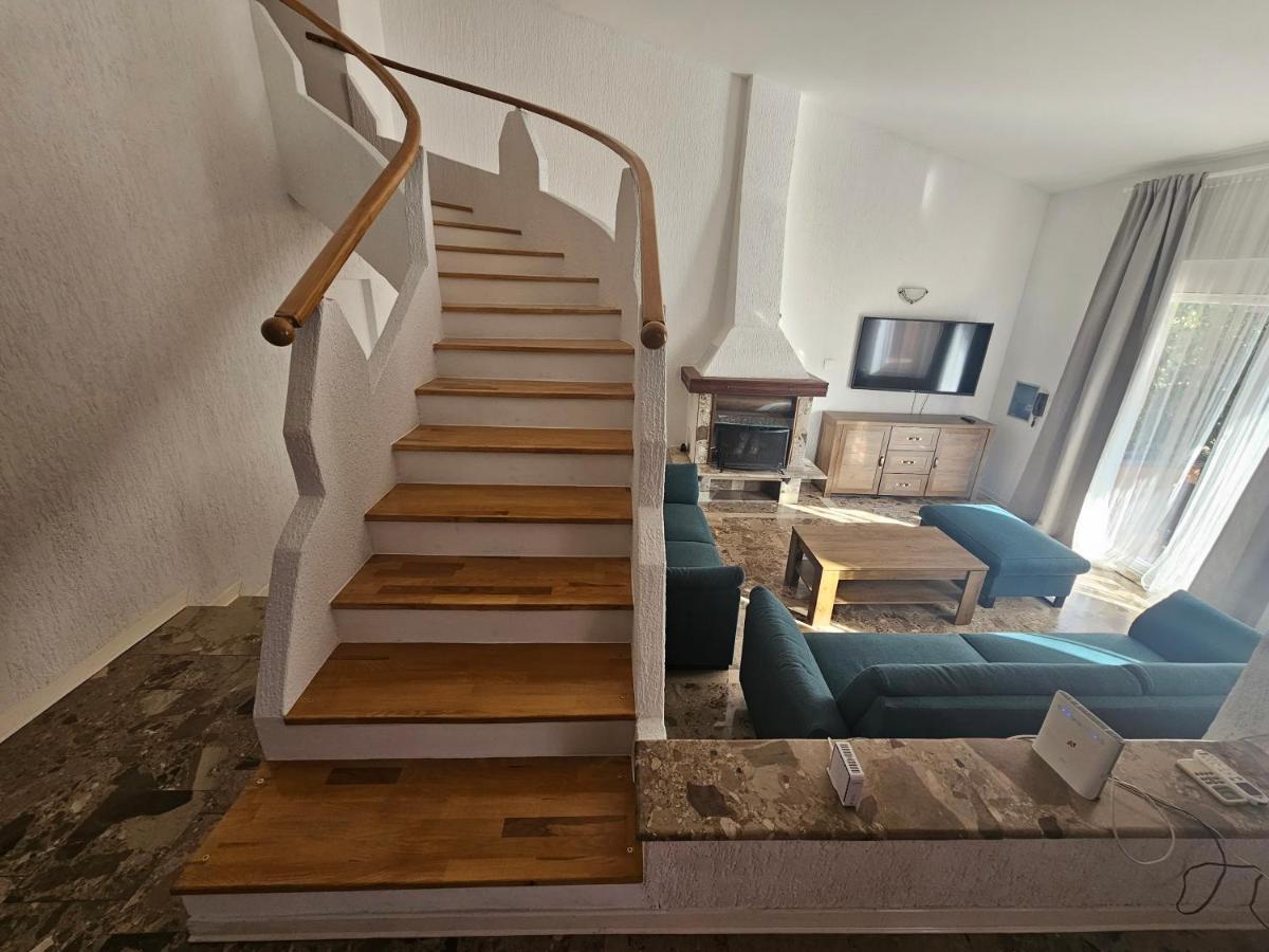 Apartmani Viktorija Fažana Eksteriør billede